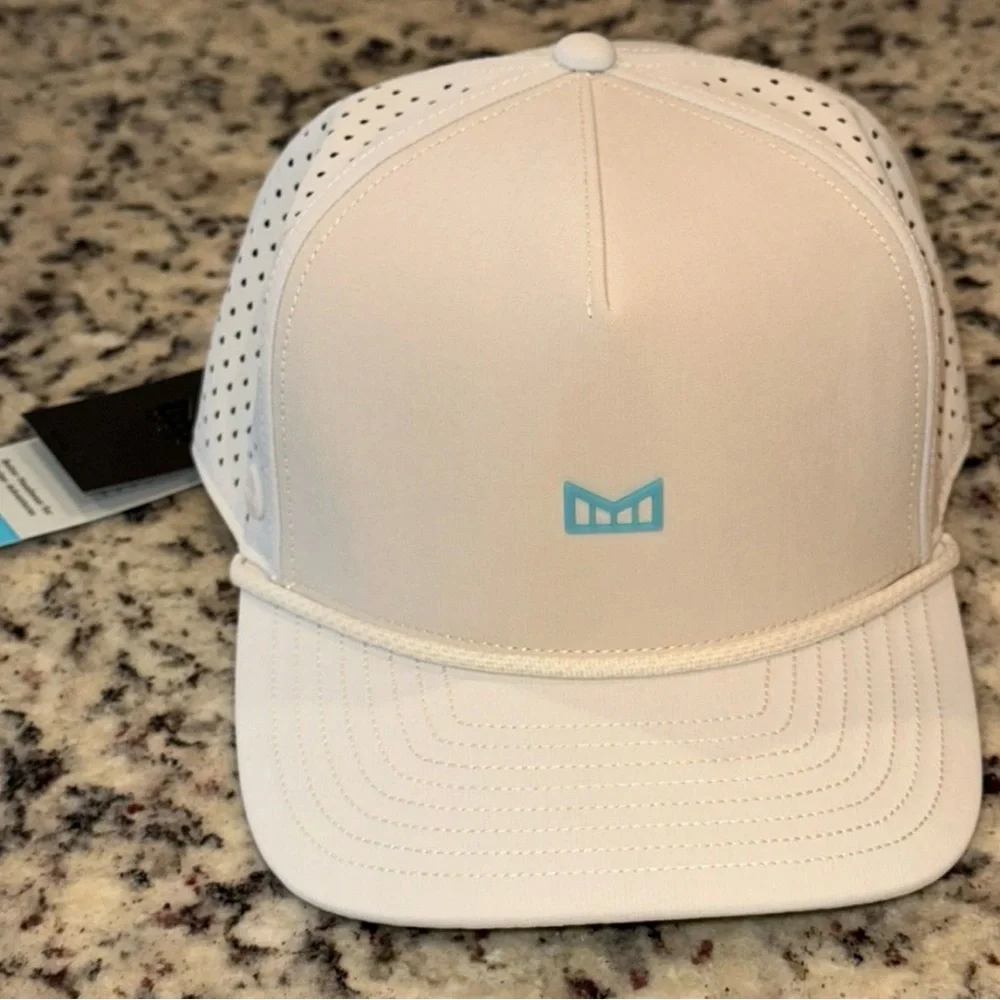 Melin Odyssey Rope Bulls Icon Hydro-Colada XL Performance Hat - Picture 1 of 5